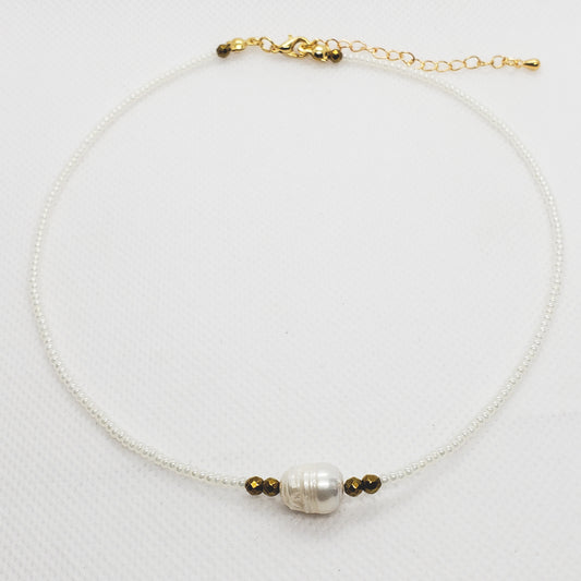 Choker chaquira perla (pza)